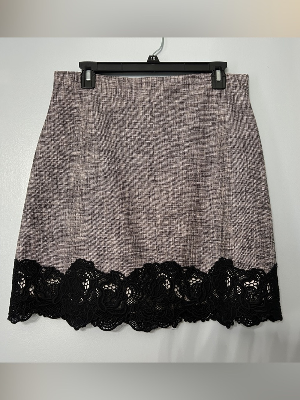 Rebecca Taylor Size 12 Skirt Pink Tweed Like Texture Scalloped Lace Hem Career